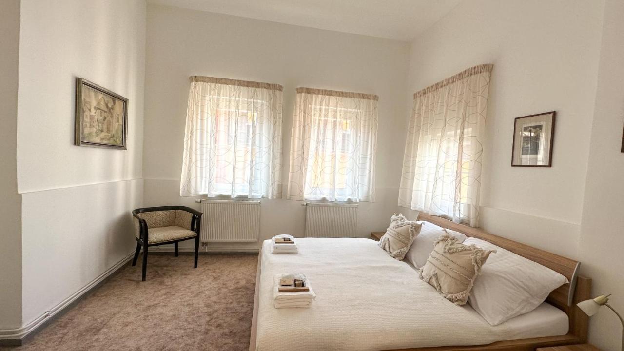 Apartment Bohemia 卡罗维发利 外观 照片