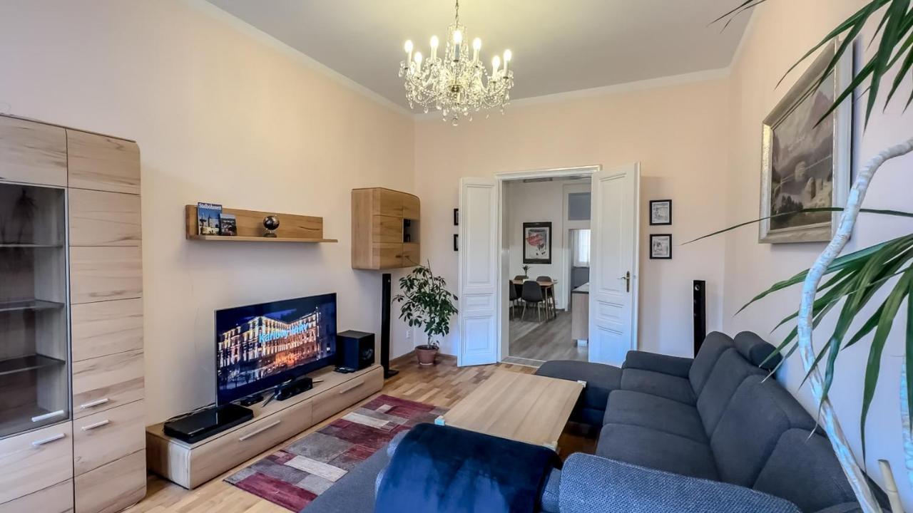 Apartment Bohemia 卡罗维发利 外观 照片