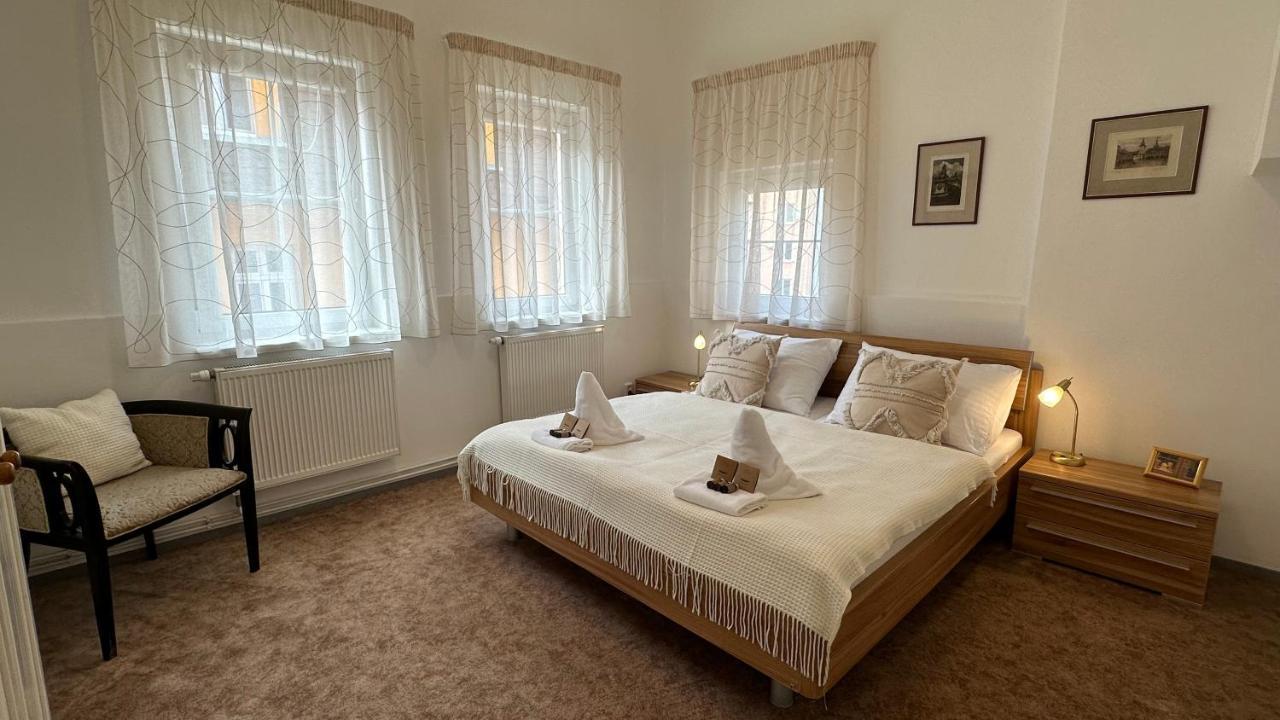 Apartment Bohemia 卡罗维发利 外观 照片